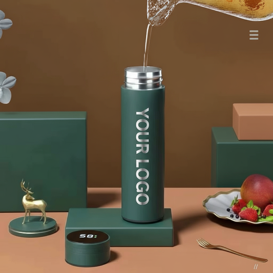 تصميم فاخر للزجاجة الحرارية بألوان موراندي الذهبية